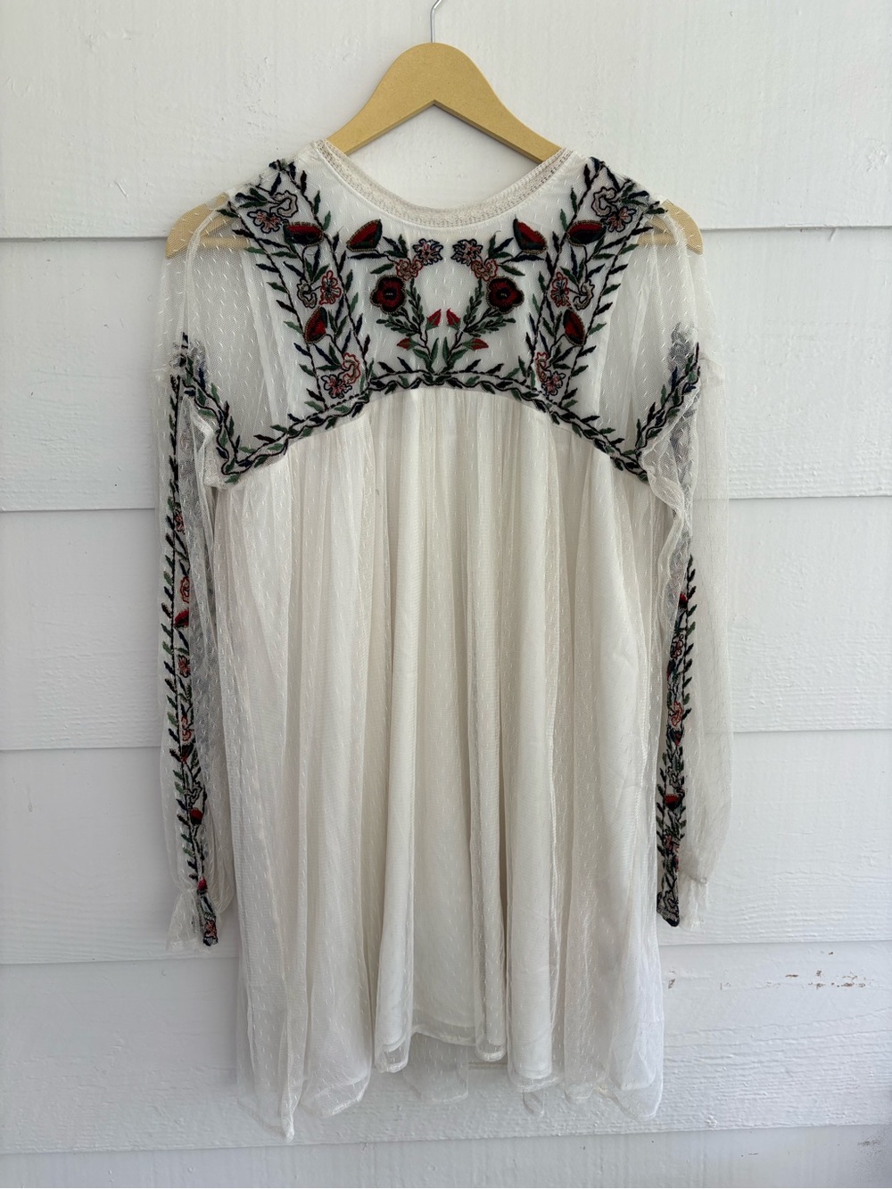 Zara Trafaluc Ivory Embroidered Mesh Mini Dress Women’s Medium Boho Festival